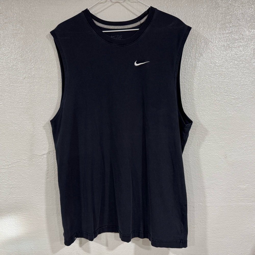 Nike Sleeveless Shirt Embroidered Check Swoosh Size XL Black Nike Athletic Dept